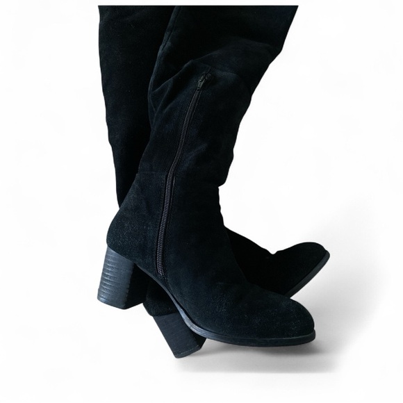 Coconuts by Matisse Black Suede Over the Knee Boots Size 7.5 Calf 15” Height 23” - Picture 13 of 16
